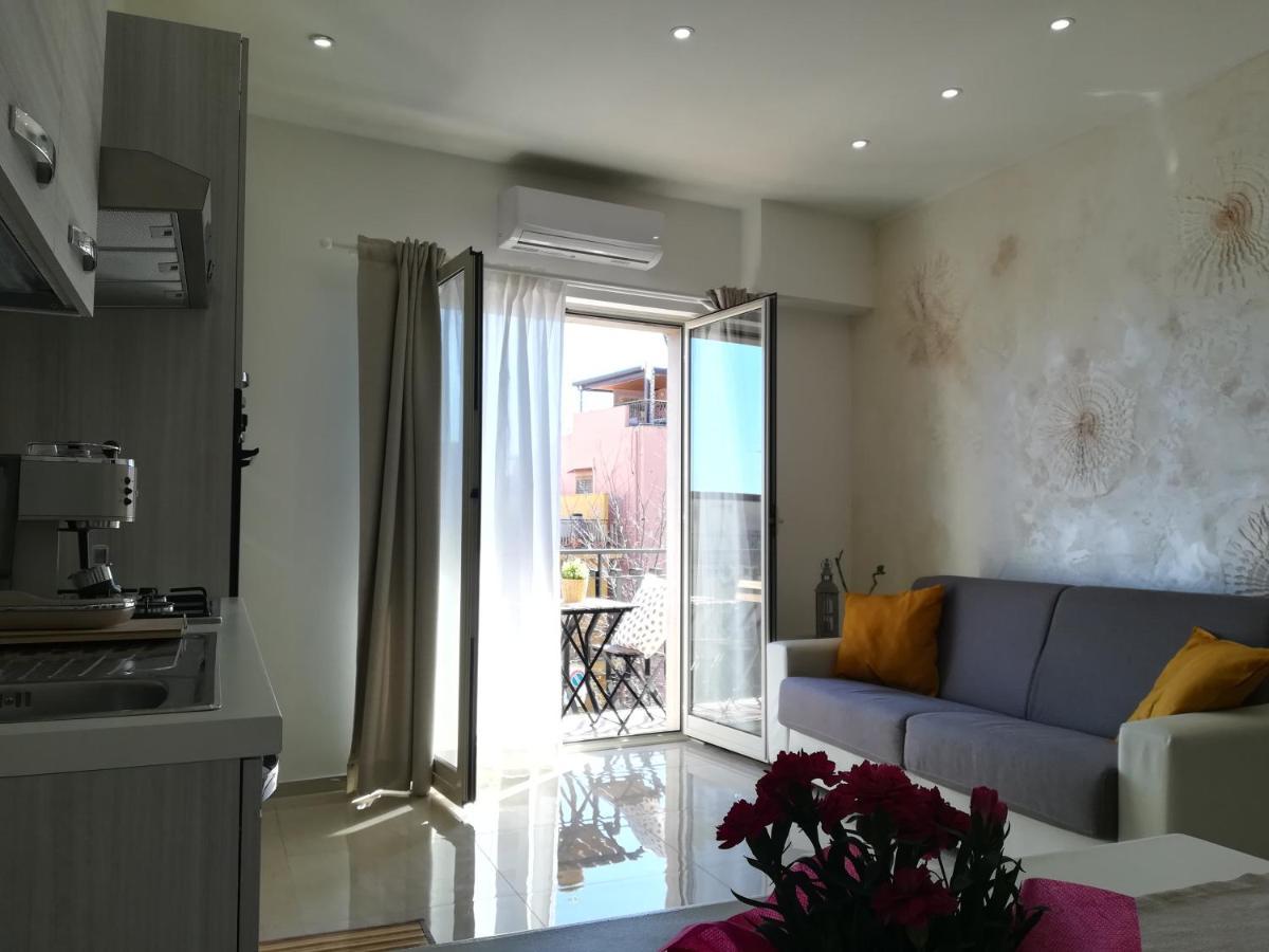 גיארדיני נאקסוס Sikelia Home מראה חיצוני תמונה