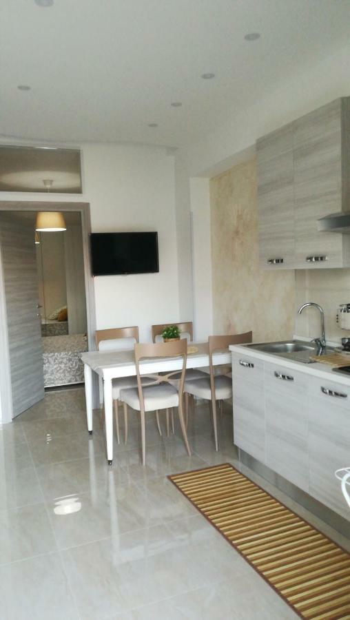 גיארדיני נאקסוס Sikelia Home מראה חיצוני תמונה